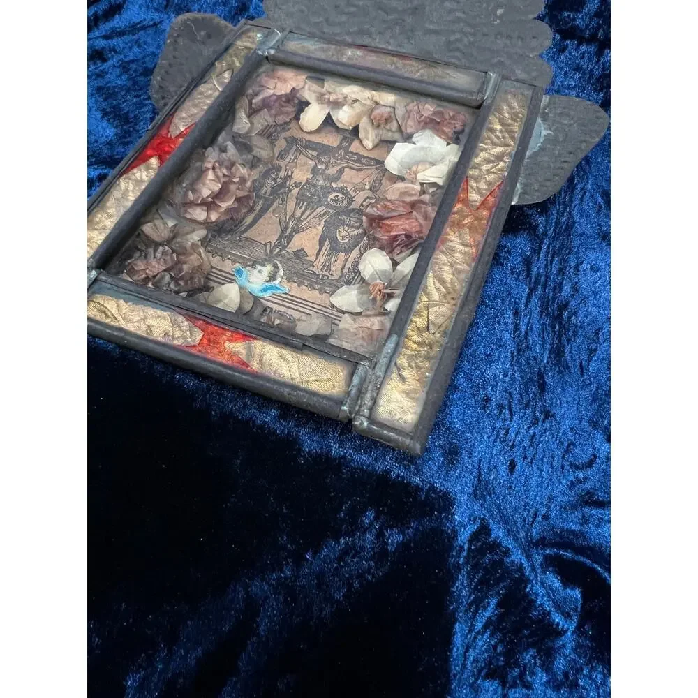 Vintage Metal Religious Shadow Box – Crucifixion Dried Flower Folk Art Shrine